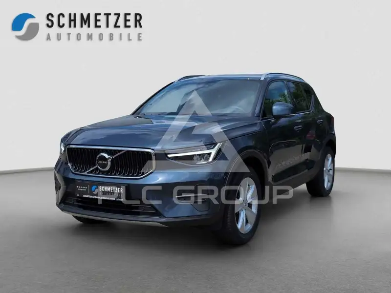 2025 Volvo XC40