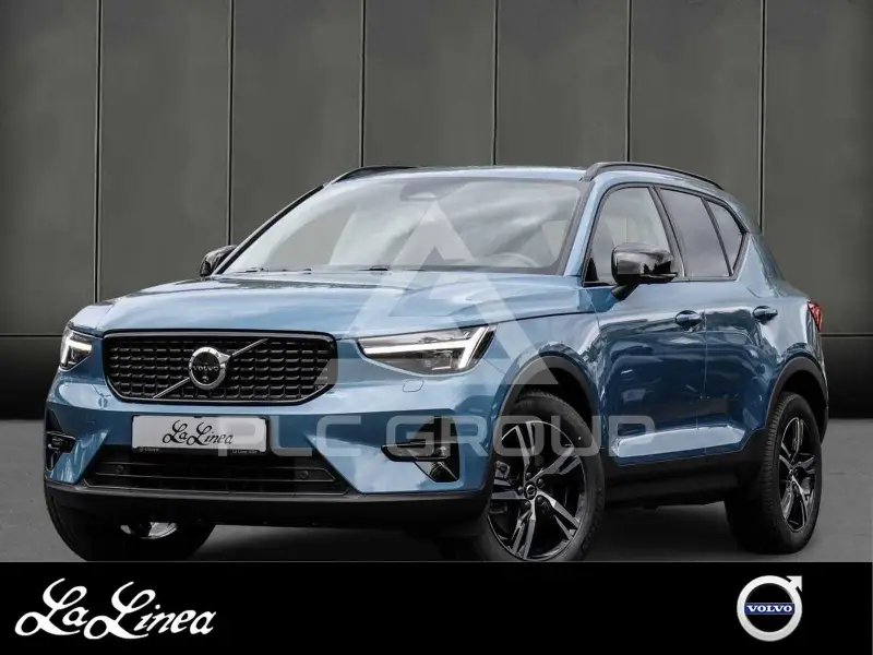 2025 Volvo XC40