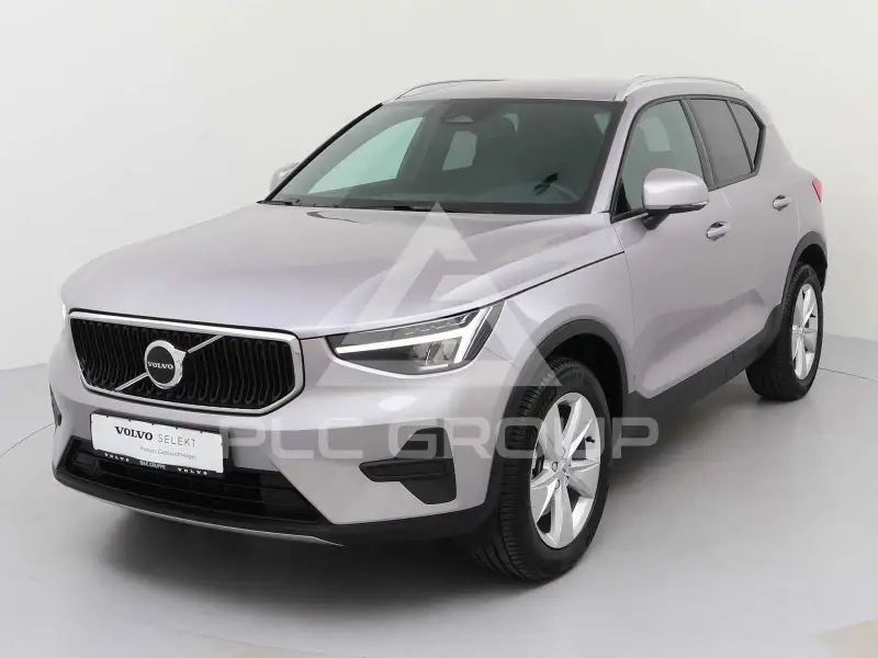2025 Volvo XC40