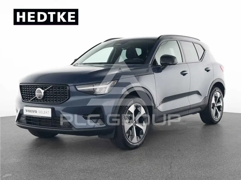 2025 Volvo XC40
