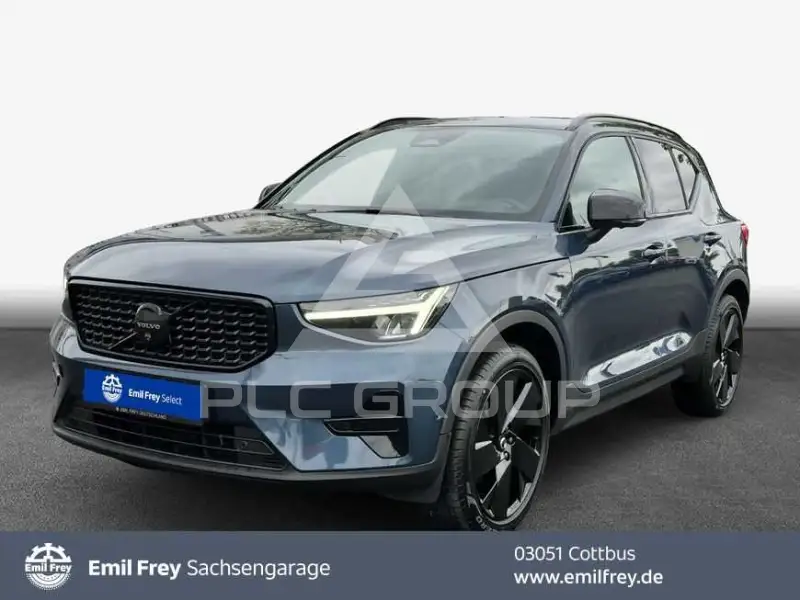 2025 Volvo XC40
