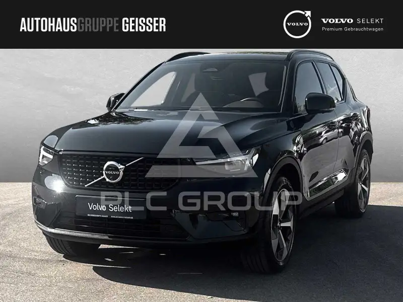 2025 Volvo XC40