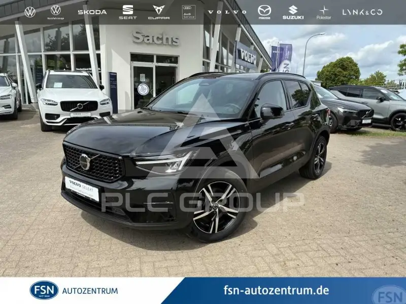 2025 Volvo XC40