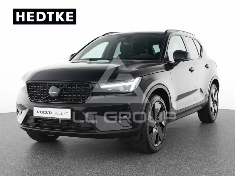 2025 Volvo XC40