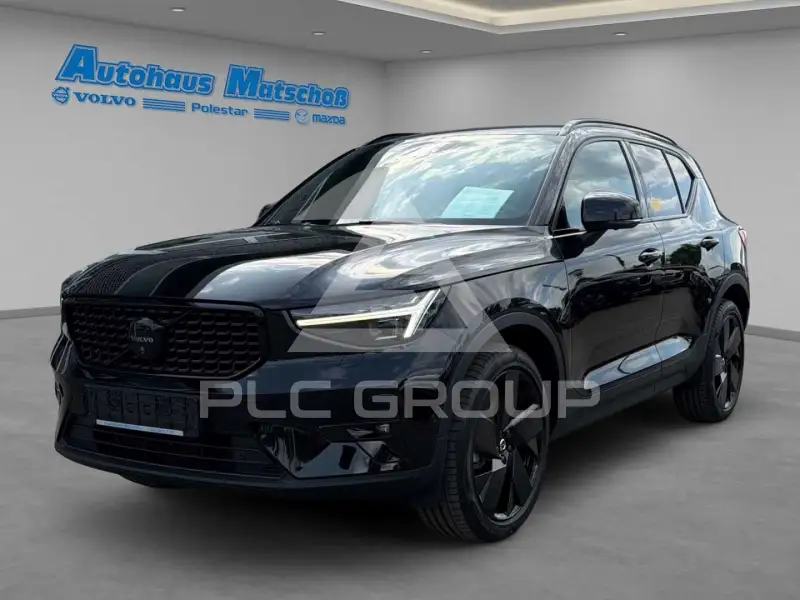 2025 Volvo XC40