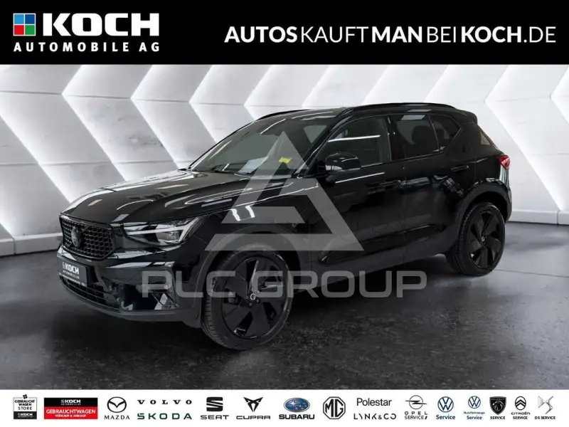 2025 Volvo XC40