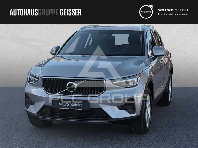 2025 Volvo XC40