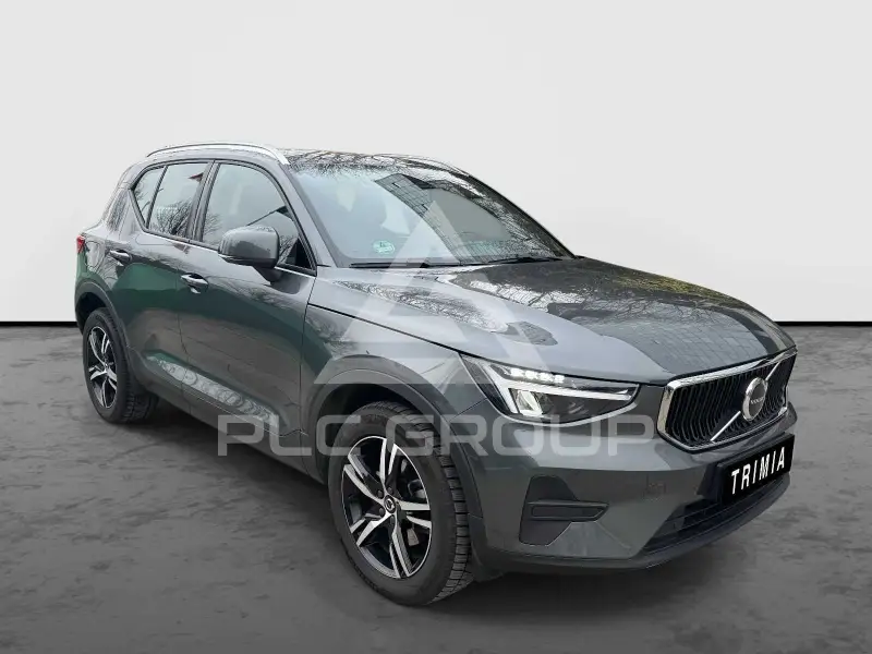 2025 Volvo XC40