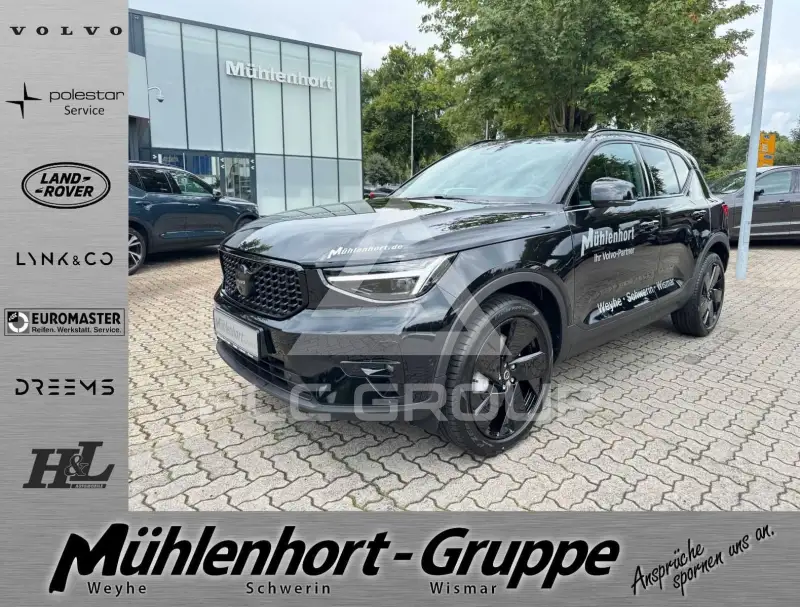 2025 Volvo XC40