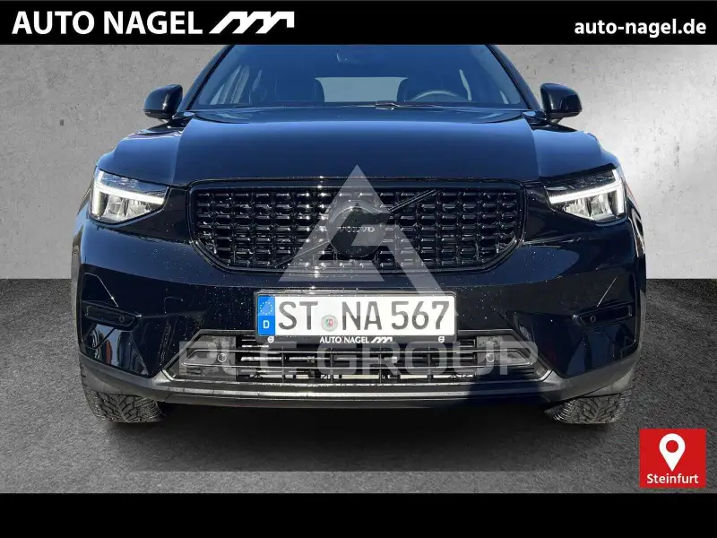 2025 Volvo XC40