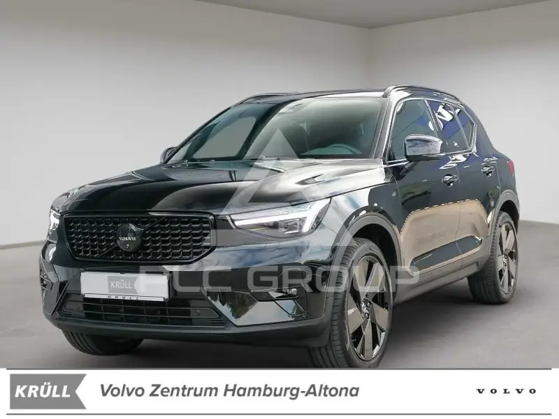 2025 Volvo XC40