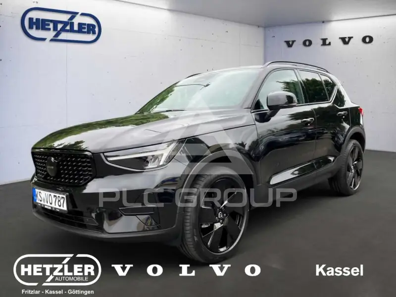 2025 Volvo XC40
