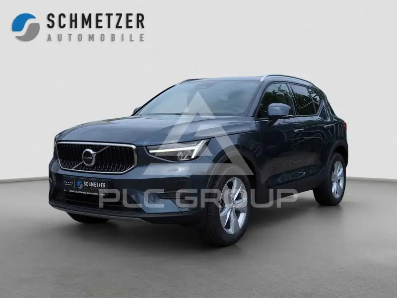 2025 Volvo XC40
