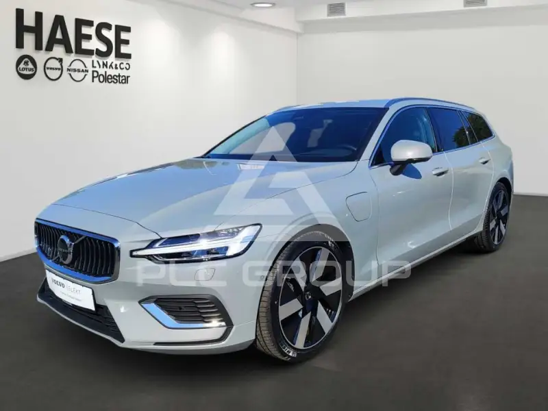 2025 Volvo V60
