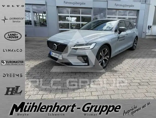 2025 Volvo V60