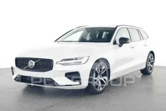2025 Volvo V60