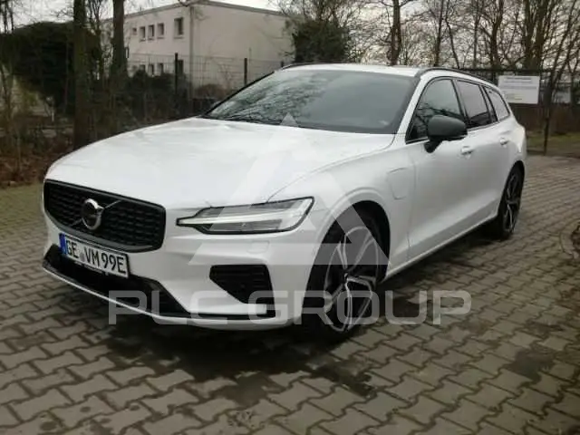 2025 Volvo V60