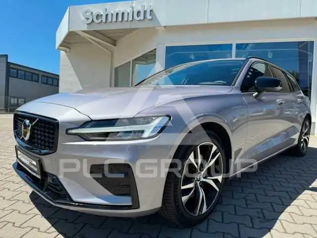 2025 Volvo V60