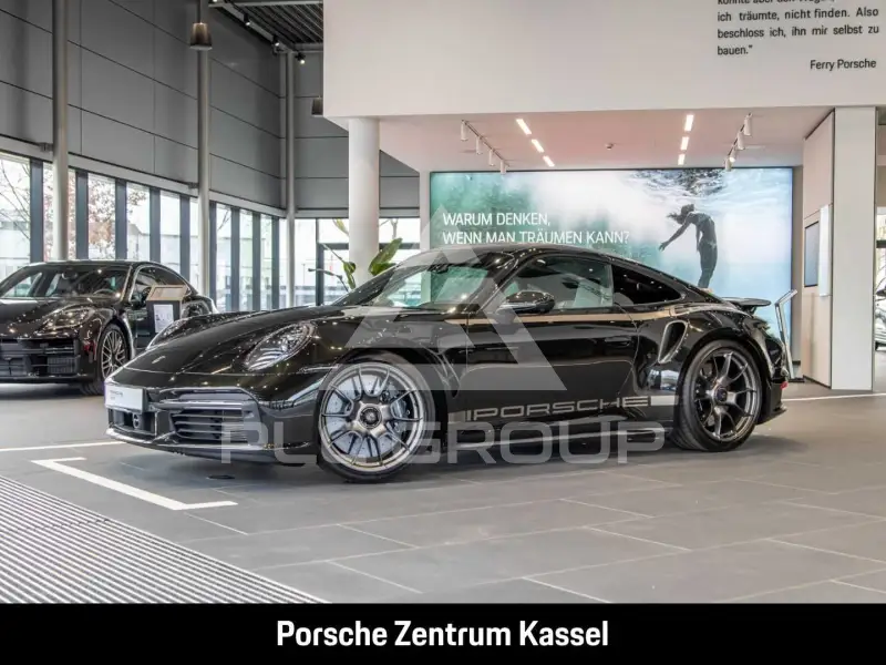 2025 Porsche 911