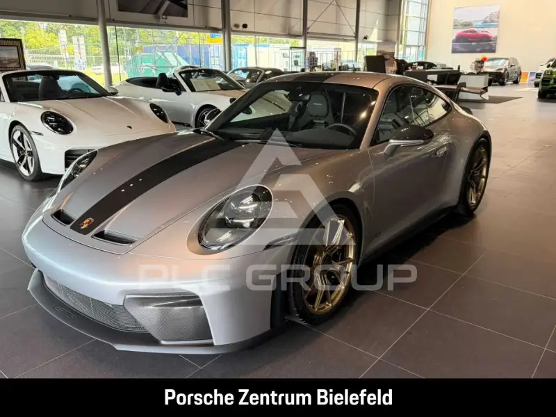 2025 Porsche 911