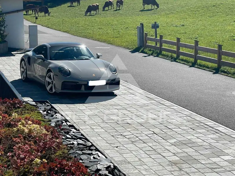 2025 Porsche 911