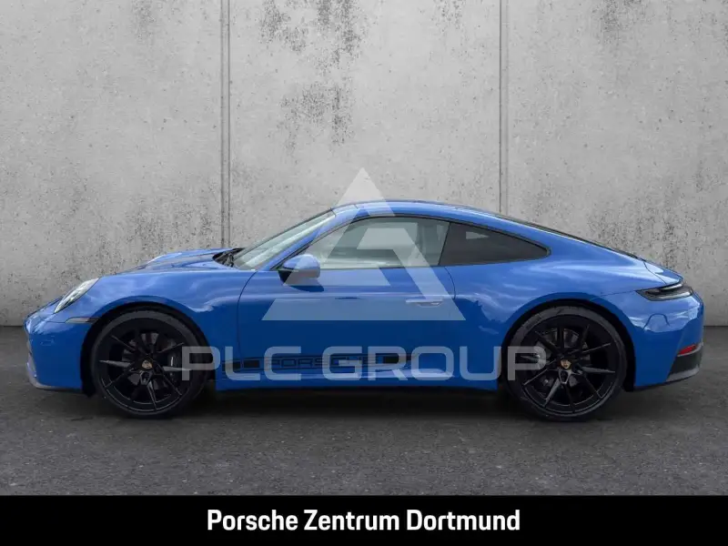 2025 Porsche 911