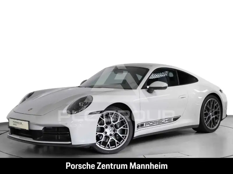 2025 Porsche 911