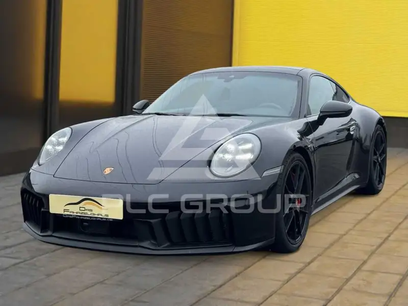 2025 Porsche 911