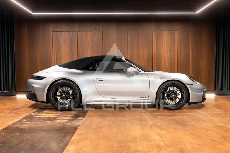 2025 Porsche 911