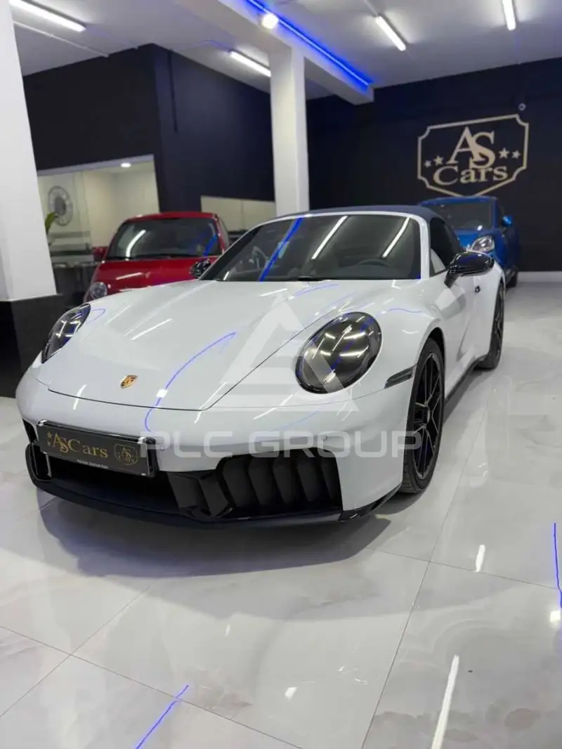 2025 Porsche 911