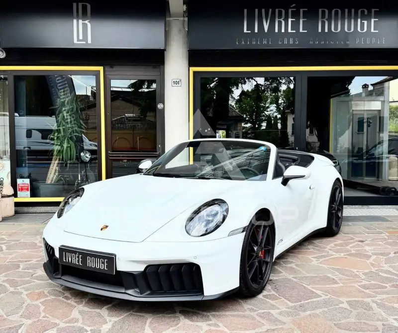 2025 Porsche 911