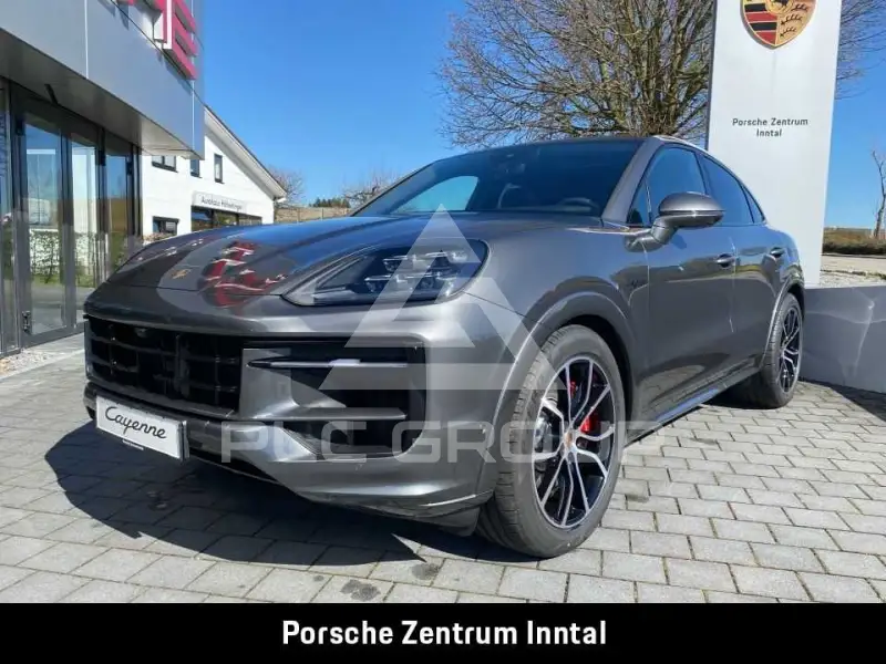 2025 Porsche Cayenne