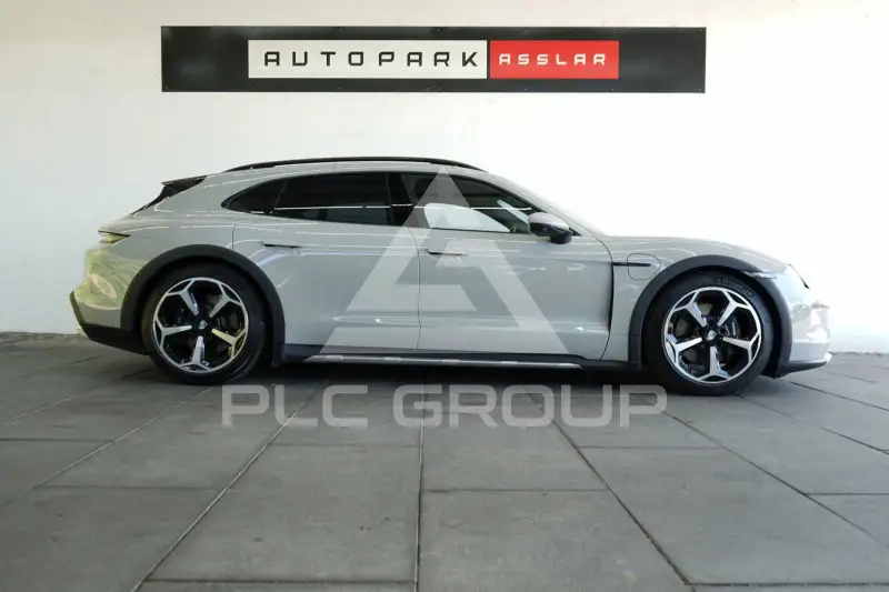 2025 Porsche Taycan