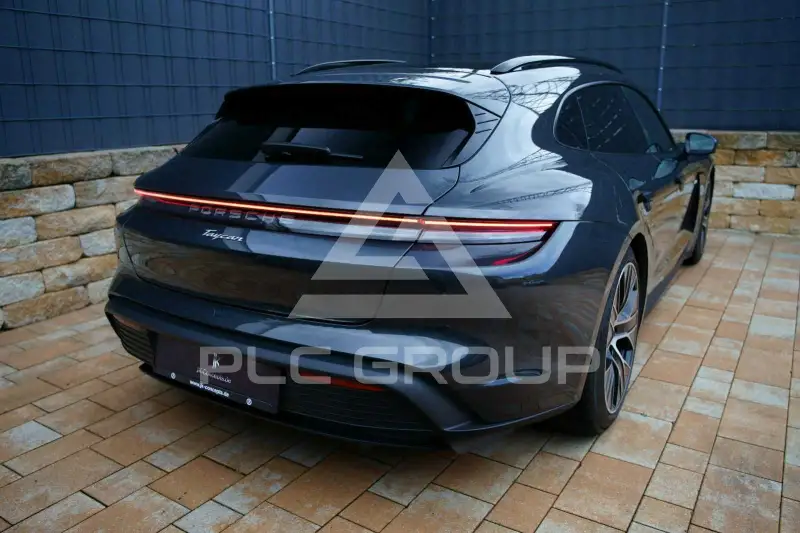 2025 Porsche Taycan