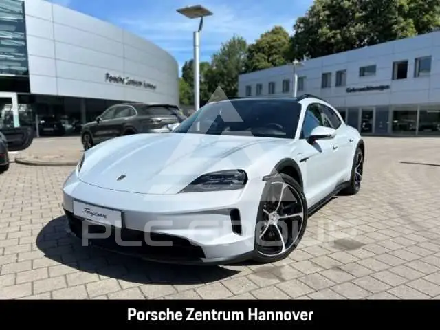 2025 Porsche Taycan