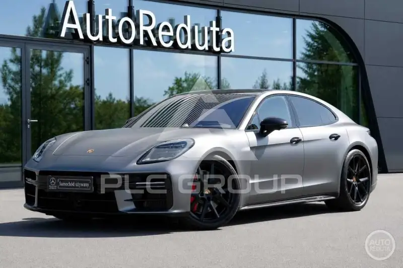 2025 Porsche Panamera