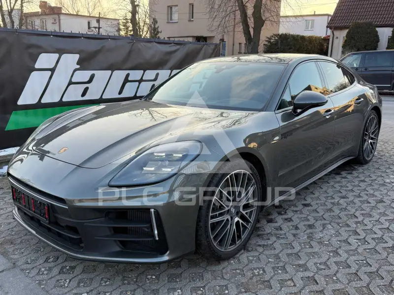 2025 Porsche Panamera