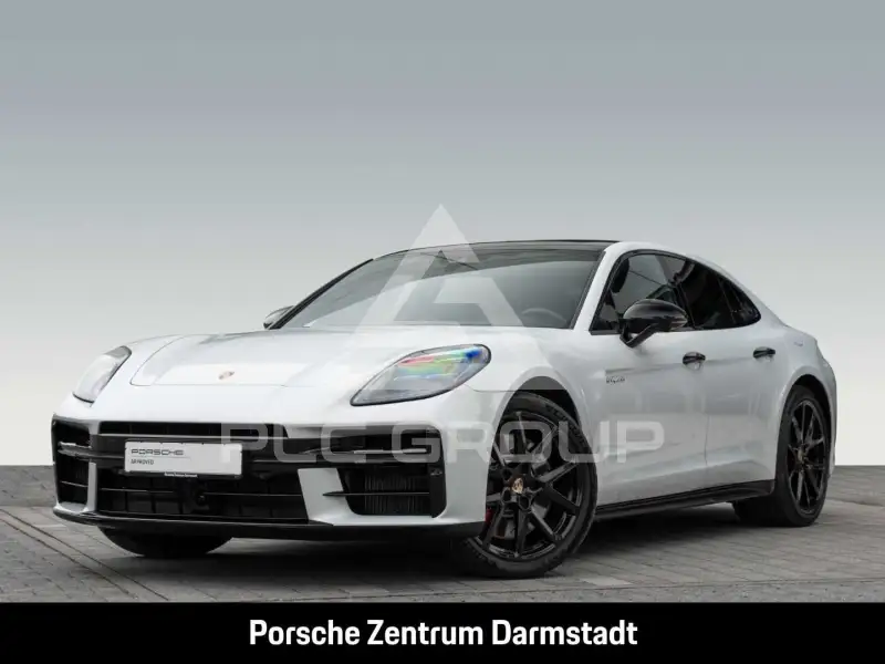 2025 Porsche Panamera