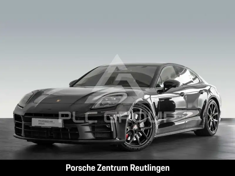 2025 Porsche Panamera