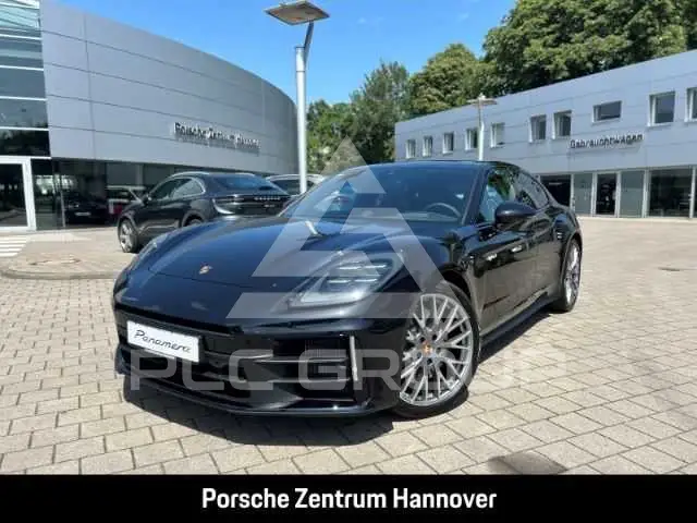2025 Porsche Panamera