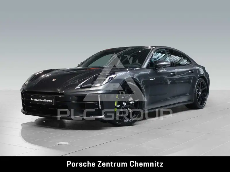 2025 Porsche Panamera