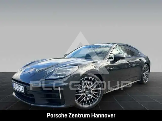2025 Porsche Panamera