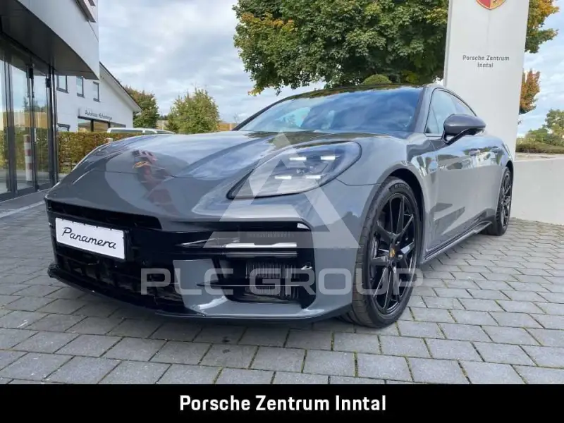 2025 Porsche Panamera