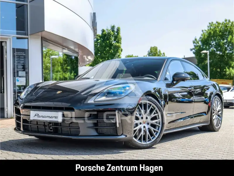 2025 Porsche Panamera