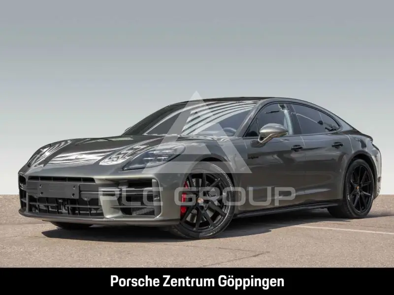 2025 Porsche Panamera