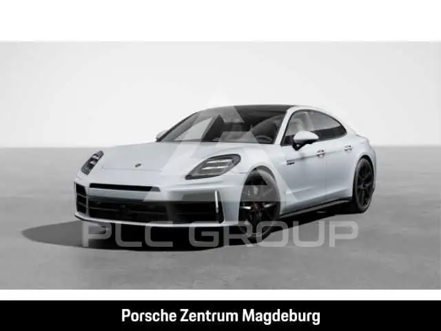 2025 Porsche Panamera