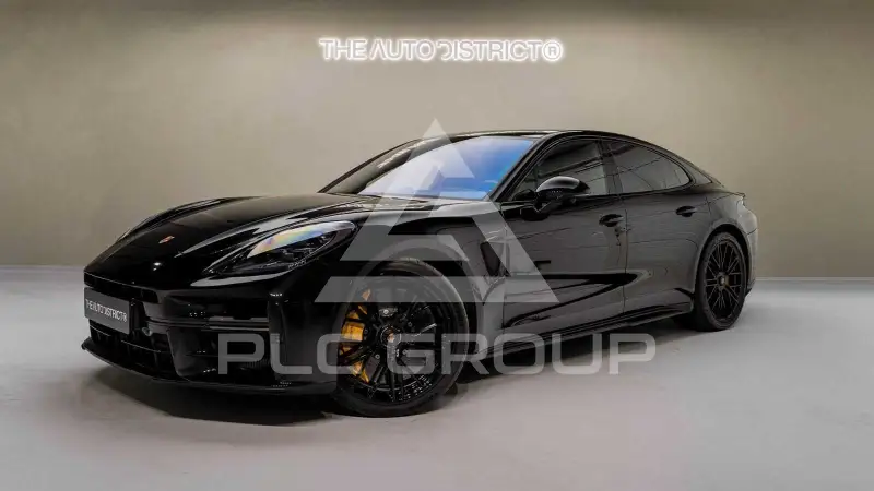 2025 Porsche Panamera