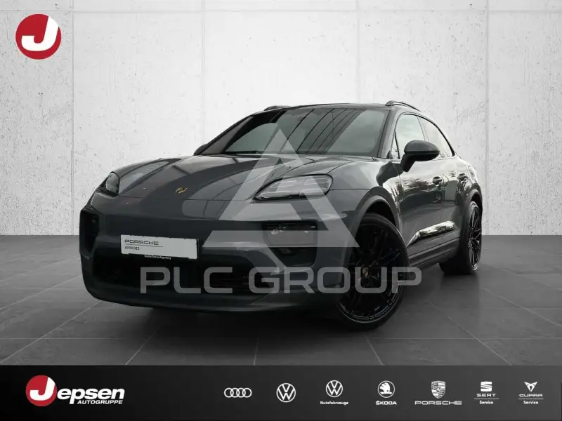 2025 Porsche MACAN