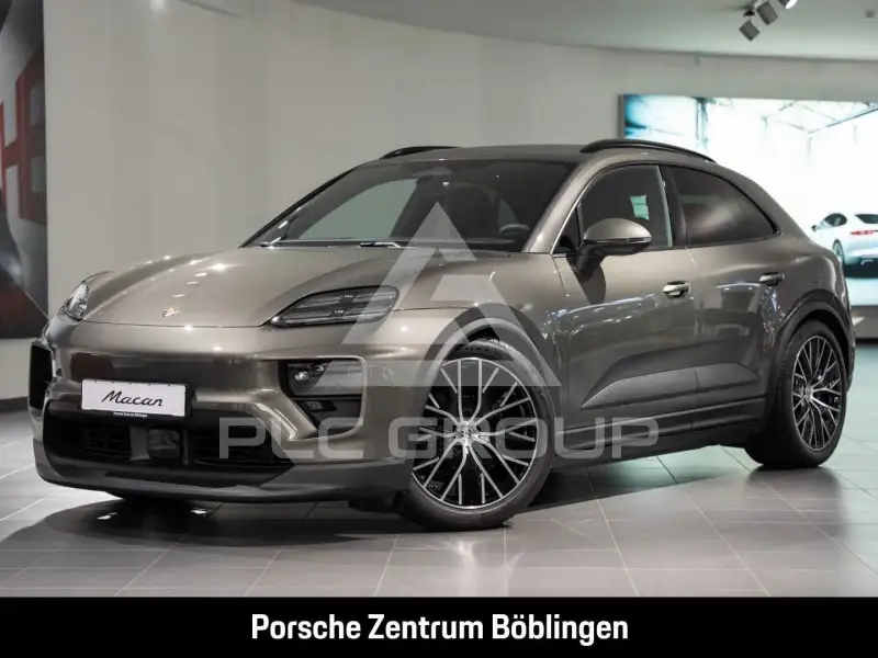 2025 Porsche MACAN