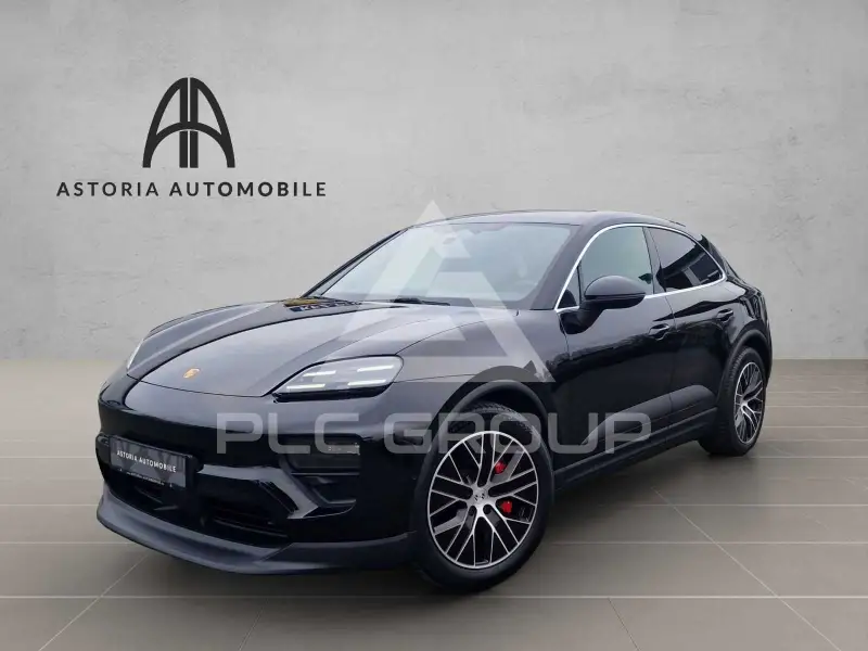 2025 Porsche MACAN